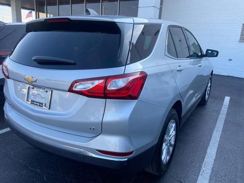 Silver Ice Metallic 2018 Chevrolet Equinox 1LT