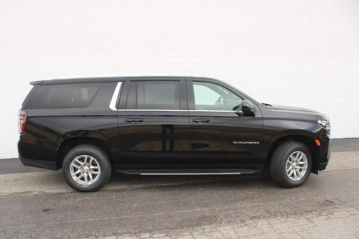 2023 Chevrolet Suburban LT