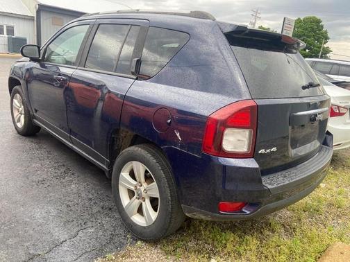 True Blue Pearlcoat 2017 Jeep Compass Sport