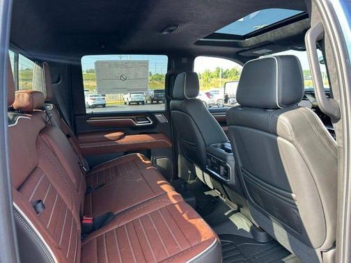 2025 GMC Sierra 3500 Denali Ultimate