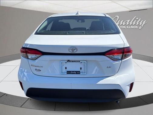Ice 2023 Toyota Corolla LE