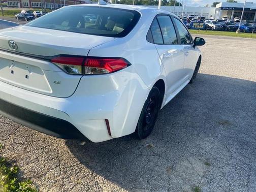 Ice 2023 Toyota Corolla LE