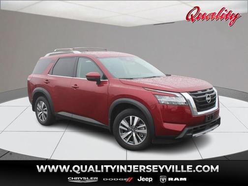 2024 Nissan Pathfinder SL