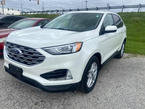 Star White 2022 Ford Edge SEL