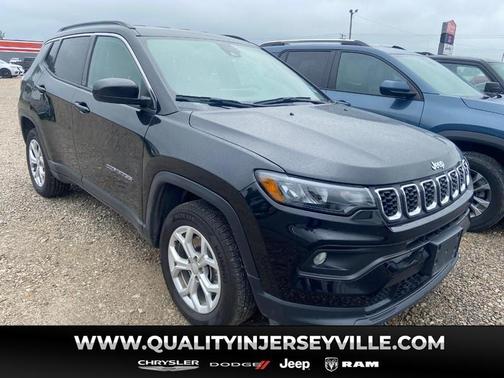 Diamond Black 2024 Jeep Compass Latitude
