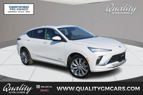 White Frost Tri-Coat 2025 Buick Envista Avenir