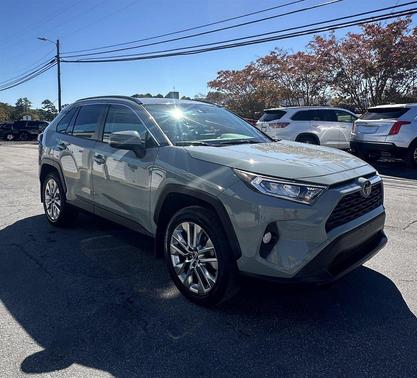 2019 Toyota RAV4 XLE Premium