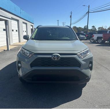 2019 Toyota RAV4 XLE Premium