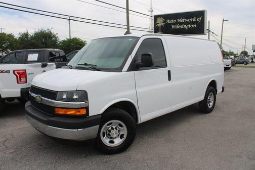 Summit White 2021 Chevrolet Express 2500 LT