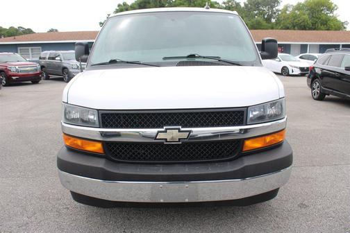Summit White 2021 Chevrolet Express 2500 LT