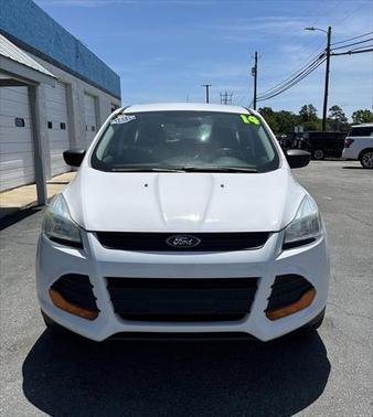 2014 Ford Escape S
