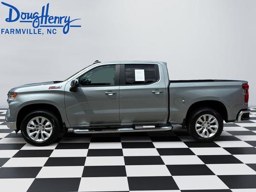 Sterling Gray Metallic 2025 Chevrolet Silverado 1500 LT
