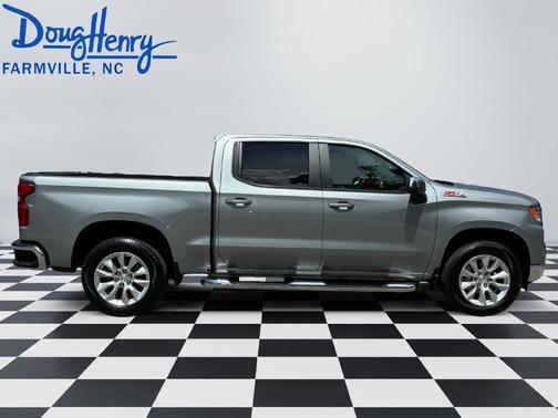 Sterling Gray Metallic 2025 Chevrolet Silverado 1500 LT