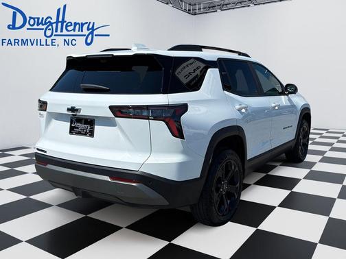 Summit White 2026 Chevrolet Equinox LT