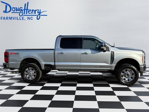2024 Ford F-350 Lariat Super Duty