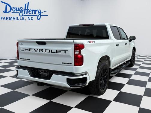 Summit White 2024 Chevrolet Silverado 1500 Custom