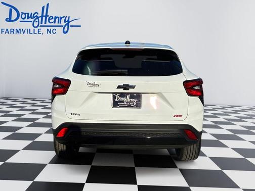 White 2026 Chevrolet Trax 1RS
