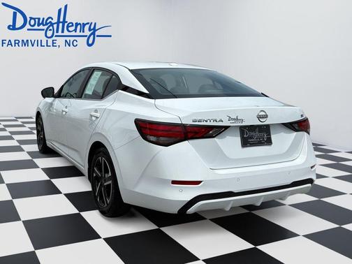 Cloud White 2024 Nissan Sentra SV