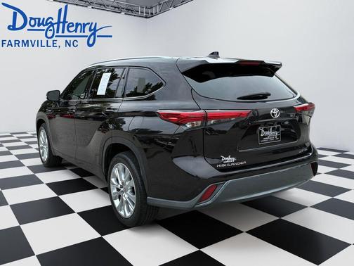 Amber 2021 Toyota Highlander Limited