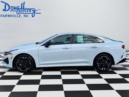 Glacial White Pearl 2023 Kia K5 GT-Line