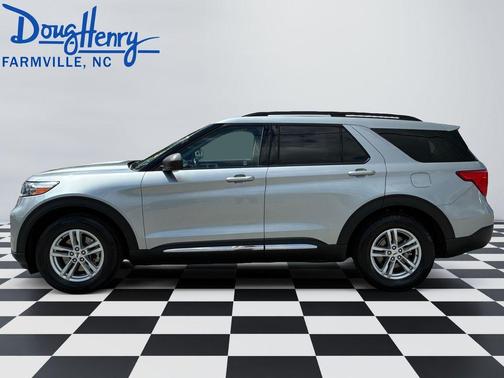 Silver Metallic 2023 Ford Explorer XLT