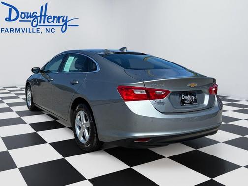 Sterling Gray Metallic 2024 Chevrolet Malibu LT