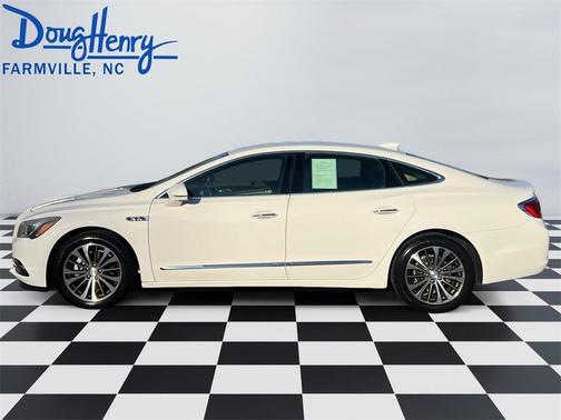 2017 Buick LaCrosse Essence