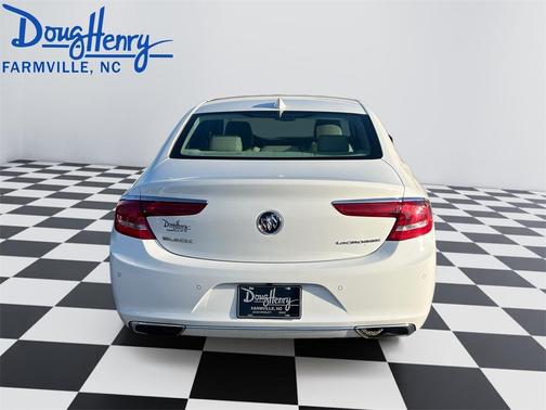 2017 Buick LaCrosse Essence