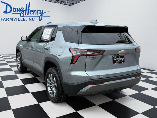Sterling Gray Metallic 2026 Chevrolet Equinox LT