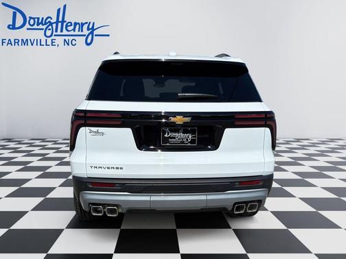 White 2026 Chevrolet Traverse LT