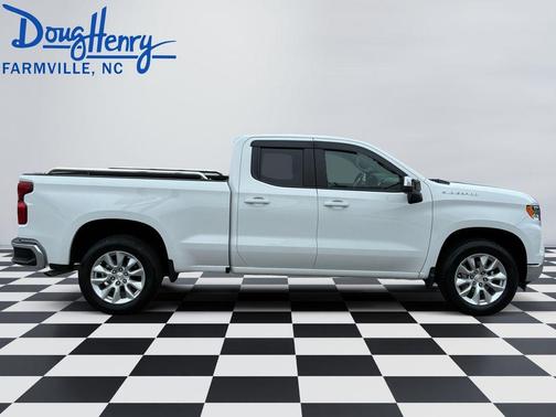 Summit White 2026 Chevrolet Silverado 1500 LT