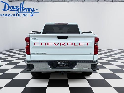 Summit White 2026 Chevrolet Silverado 1500 LT