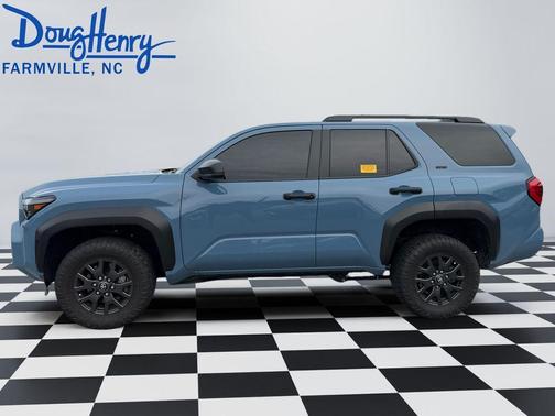 Everest 2025 Toyota 4Runner SR5