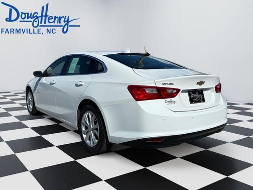 Summit White 2024 Chevrolet Malibu LT