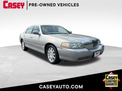 2006 Lincoln Town Car Signature