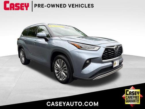 Moon Dust 2020 Toyota Highlander Platinum