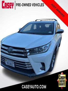 2019 Toyota Highlander Hybrid Platinum