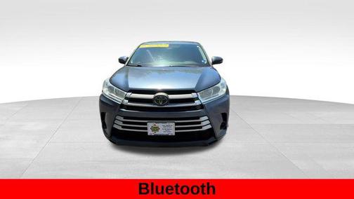 Shoreline Blue Pearl 2019 Toyota Highlander LE