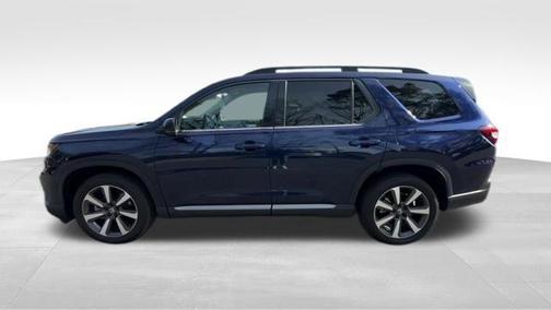 2023 Honda Pilot Touring 8-Passenger