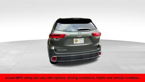 2019 Toyota Highlander LE I4