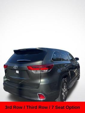 2019 Toyota Highlander LE I4