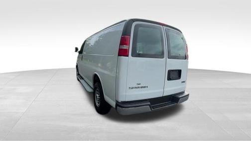 2023 GMC Savana 2500 Work Van