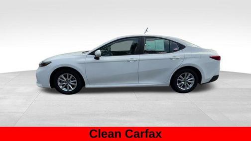 Ice Cap 2026 Toyota Camry LE