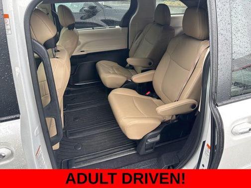 2023 Toyota Sienna XLE 7 Passenger