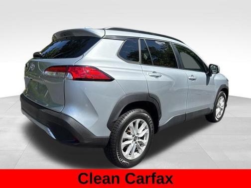 2022 Toyota Corolla Cross LE