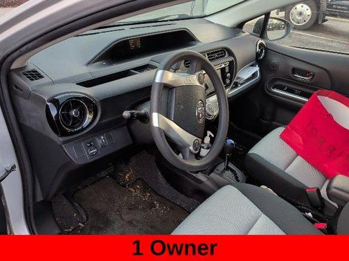 2015 Toyota Prius c Three