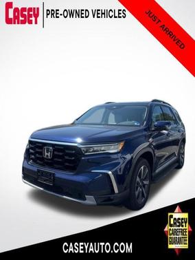 Obsidian Blue Pearl 2025 Honda Pilot Touring 8-Passenger