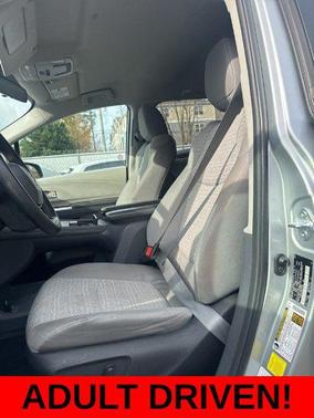 2023 Toyota Sienna LE