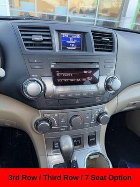 2012 Toyota Highlander SE