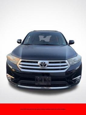 2012 Toyota Highlander SE